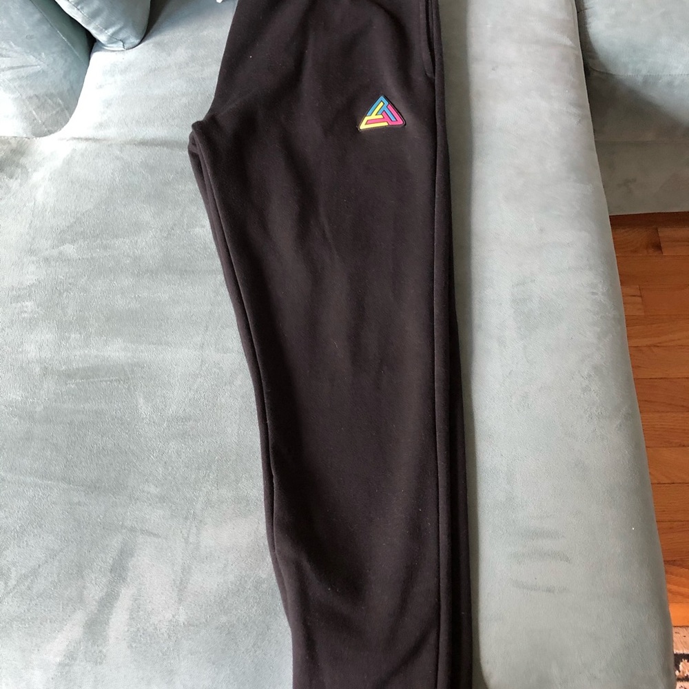 Men’s black pyramid joggers